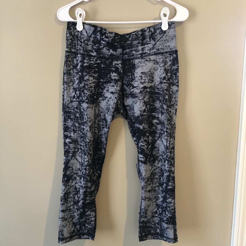 Capri Length Workout Leggings